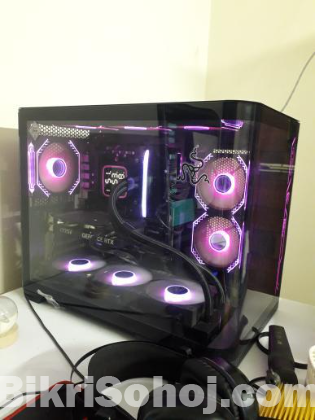 Gaming PC and monitor